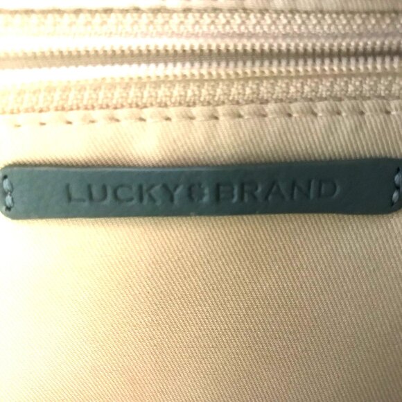 Lucky Brand Small Green Leather Crossbody Envelope Bag Adjustable Strap & Tassel - Picture 4 of 9